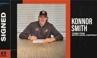 Ducks, Defenseman Smith Agree to Three-Year Entry-Level Contract