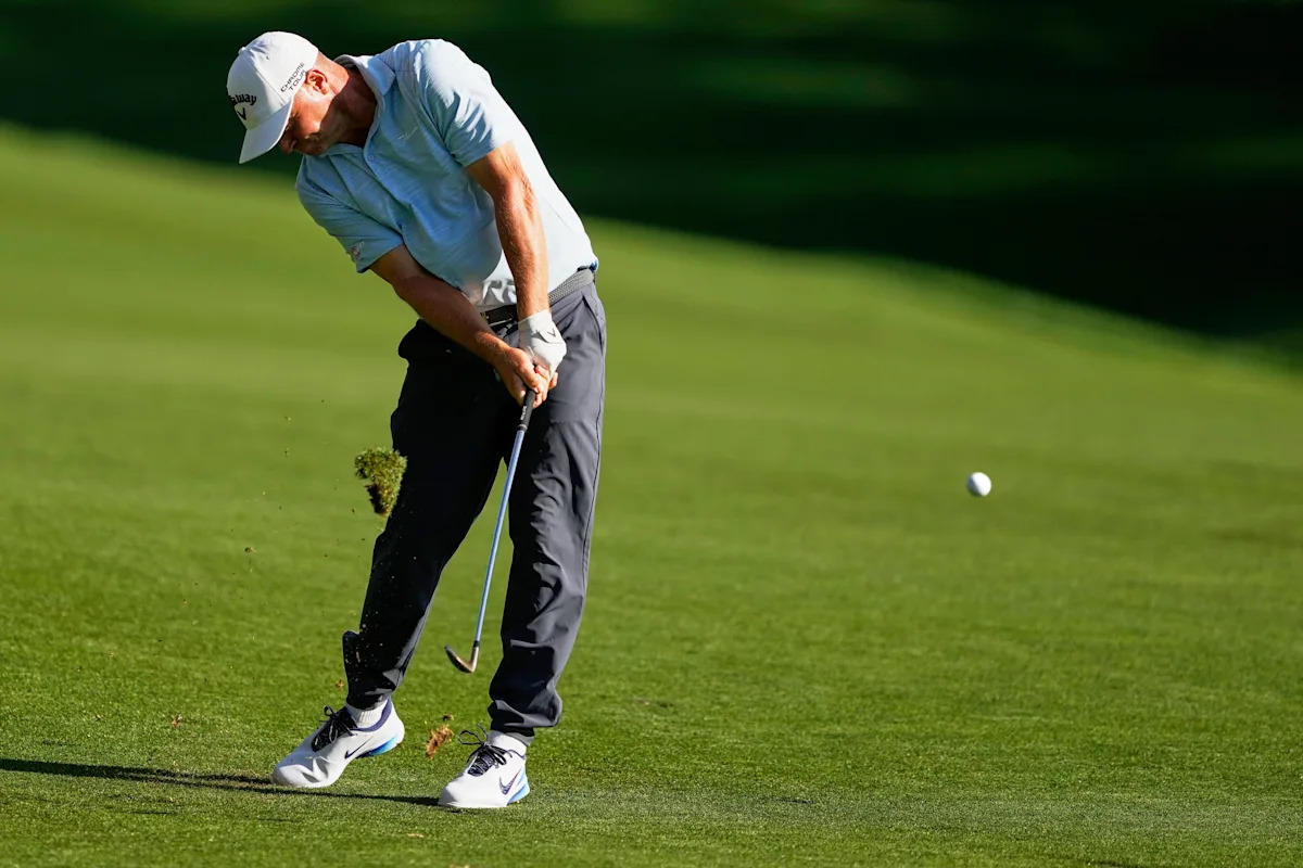 Alex Noren was out of golf for 7 months and now in the final group at a major