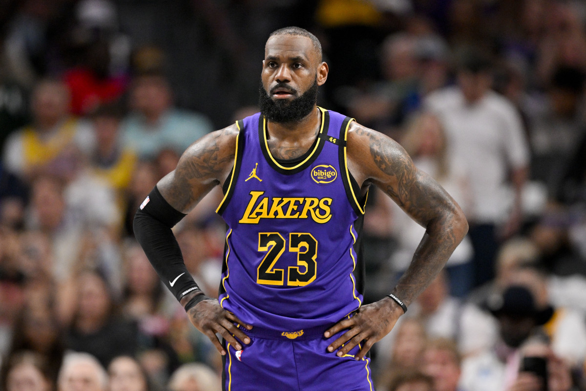 Lakers Fans In Disbelief With LeBron James Facing Major Decision