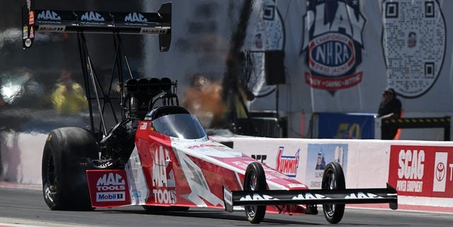 NHRA Saturday Qualifying at Joliet: Track Record Keeps Surging Doug Kalitta No. 1