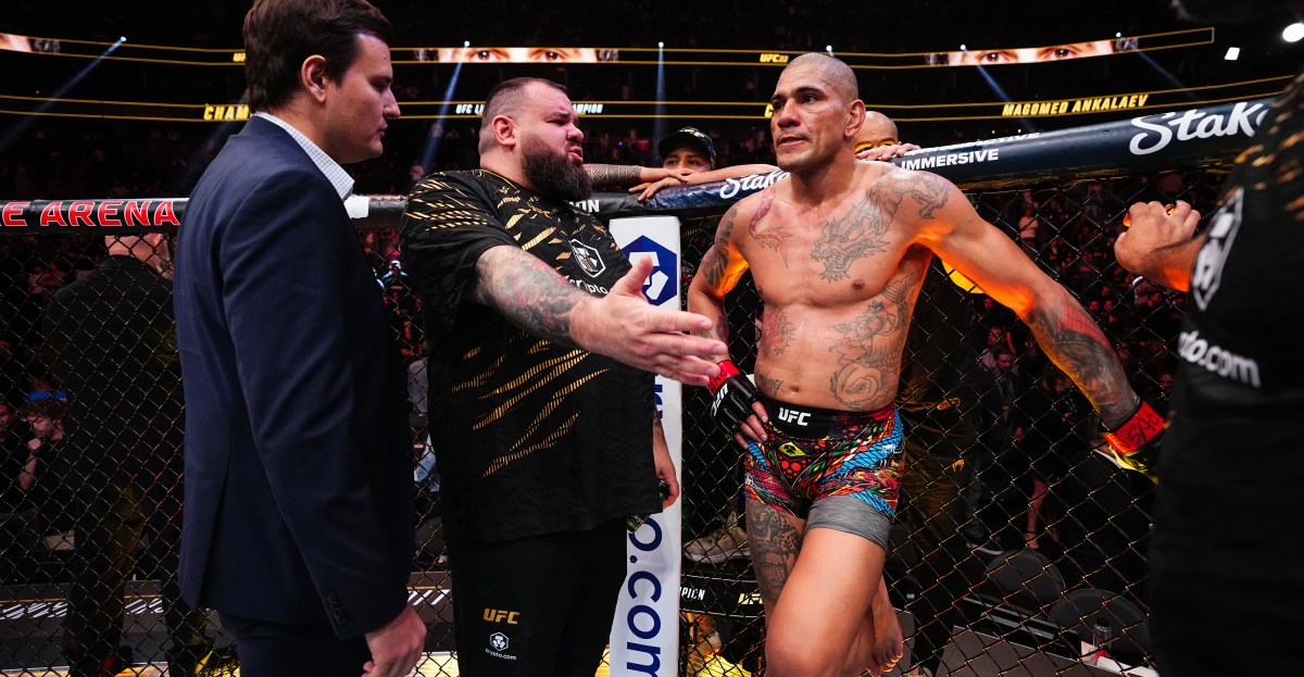 Carlos Ulberg begs Alex Pereira to stay put for UFC White House