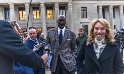 Leaked Executive Texts Reveal Internal Frustrations