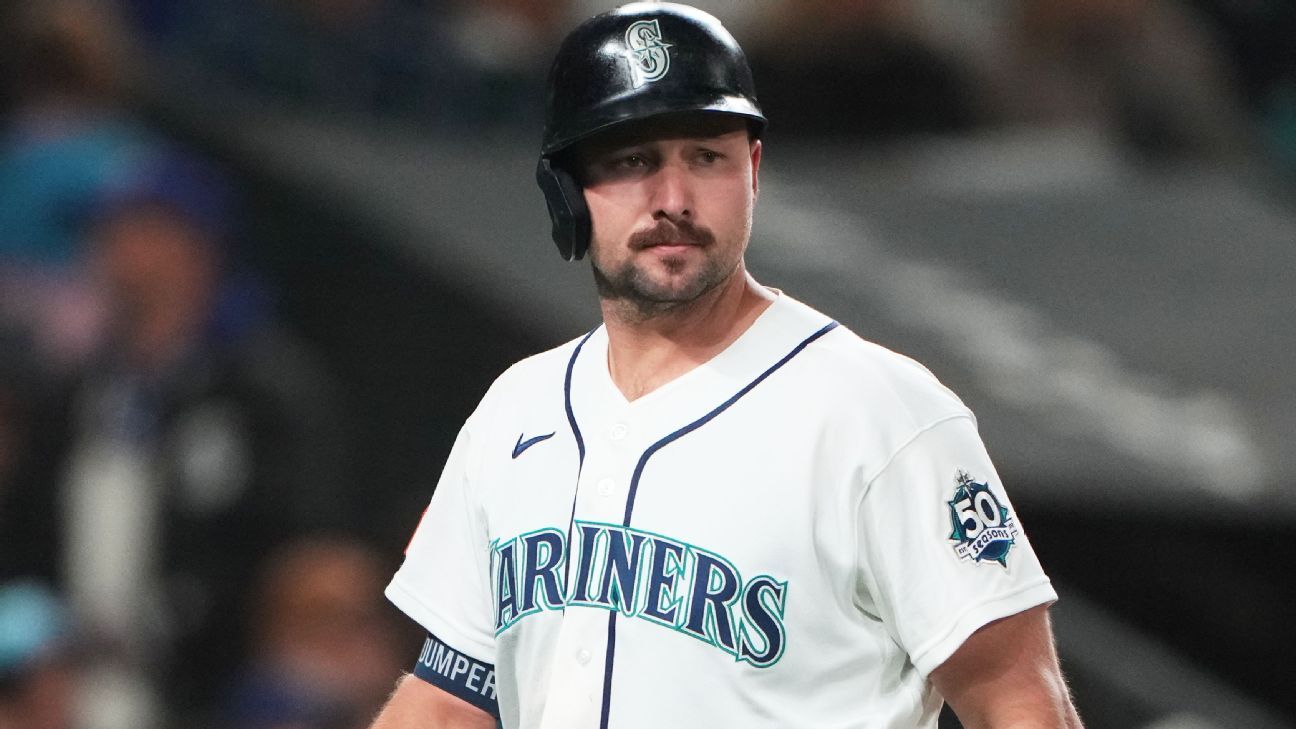 Mariners' Cal Raleigh out of lineup for series opener vs. Yankees