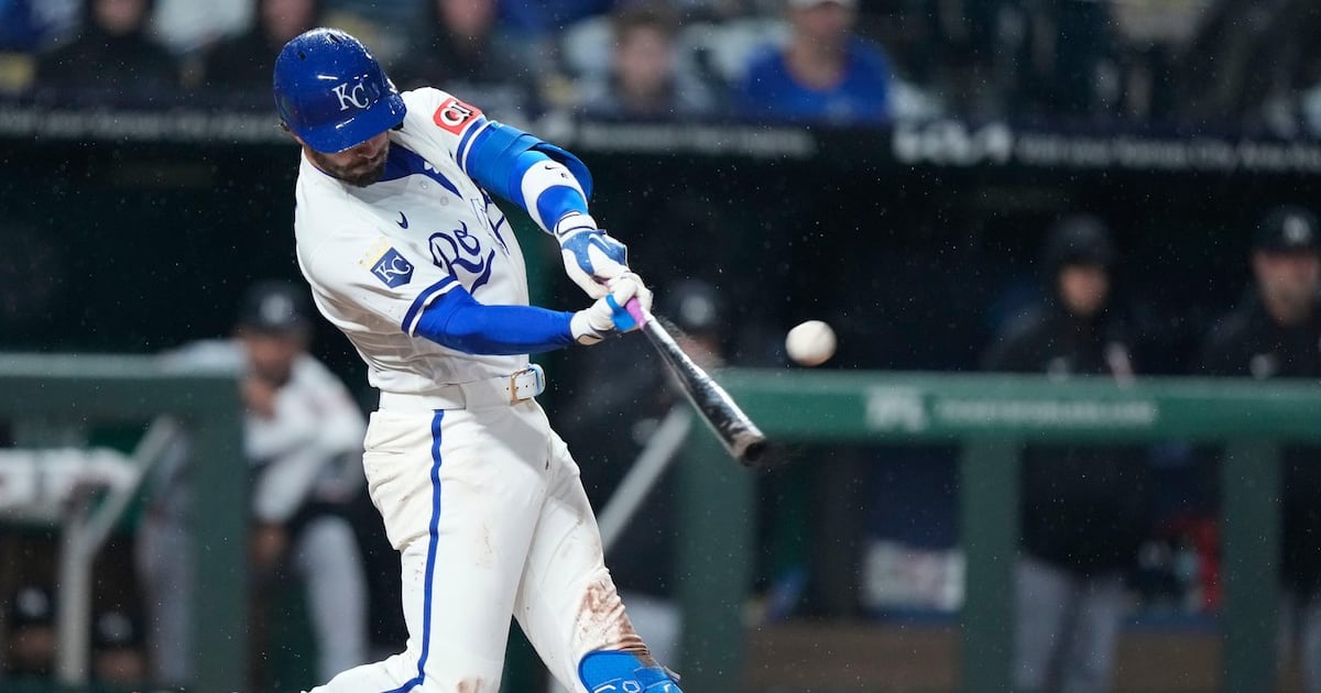 Jonathan India hits grand slam as Kansas City Royals outslug Minnesota Twins in rain