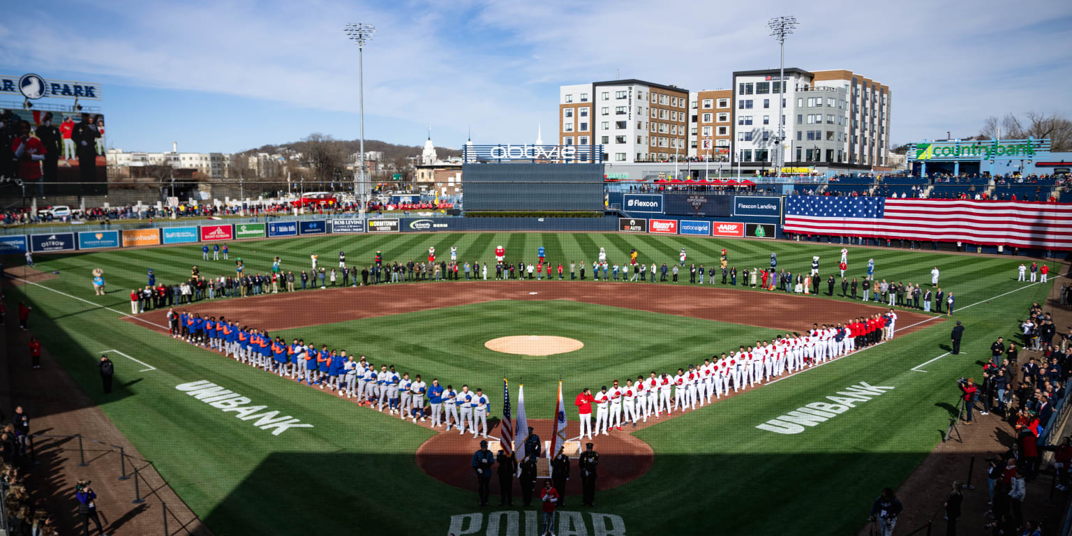 WooSox Celebrate "5th Anniversary Season" by Introducing 16-oz Drafts for Only $5; Tricorn Hat Giveaway Honors America's 250th Birthday; Three Bobbleheads Include Gold Glovers Wilyer Abreu & Ceddanne Rafaela, Plus Popular Mascot Clara, the Heart of the Commonwealth