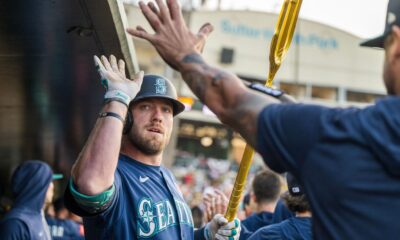 Mariners slug 4 homers in their 9-2 victory over the Athletics