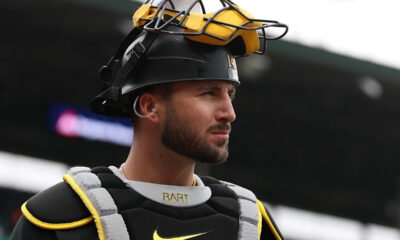 Braves trade for catching depth, adding Joey Bart from Pirates
