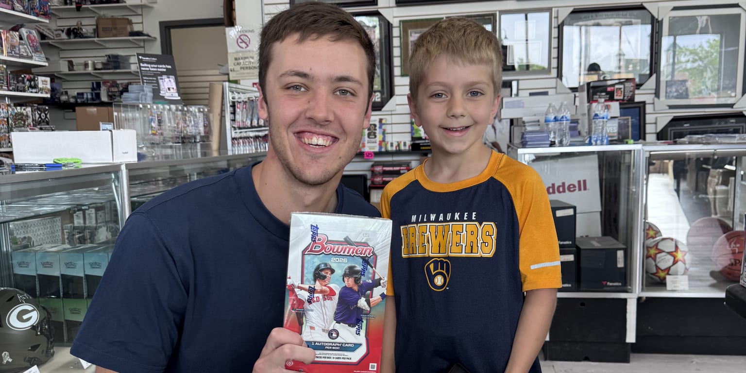 Jacob Misiorowski buys baseball cards, signs own card for young fan