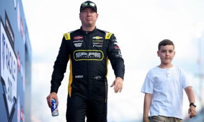 Kyle Busch's father and son honor him with special tribute lap at Charlotte