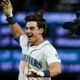 Mariners use youth movement to get past Mets for seventh straight win