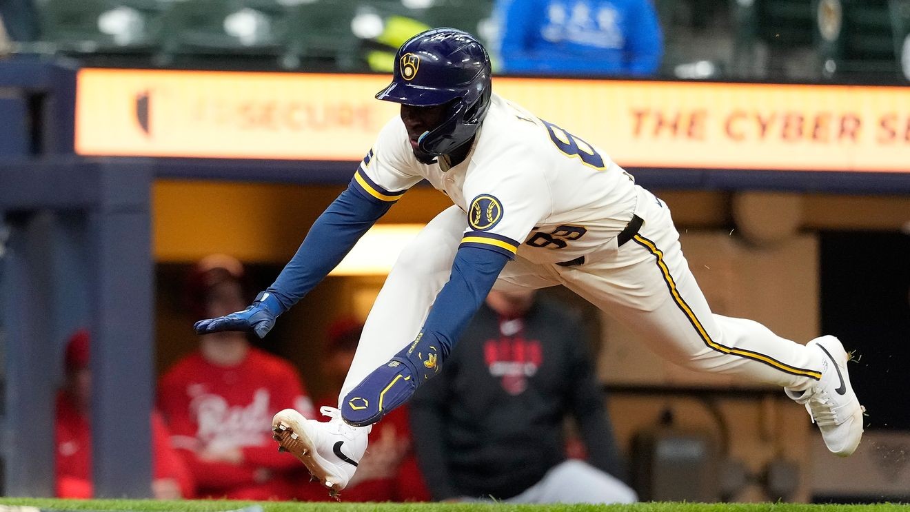 Prospect Luis Lara eager to reward Brewers' faith in him after signing 7-year contract