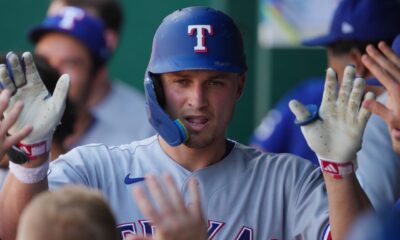 Rangers take rubber match in Kansas City to get back to .500
