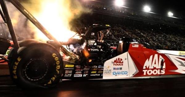 NHRA ready to offer competition under the Friday Night Lights in Sonoma