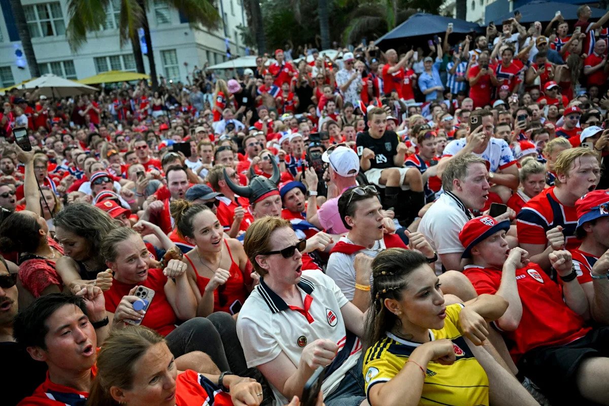 Norway fans continue World Cup Viking Row tradition during Spider-Man: Brand New Day premiere