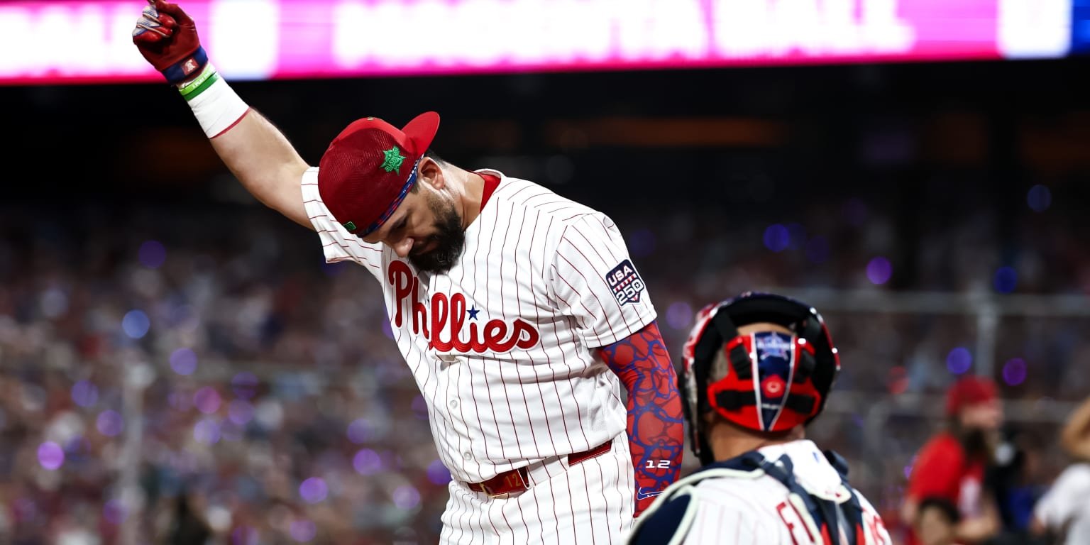 Schwarber feels the love while finishing second in epic Home Run Derby clash