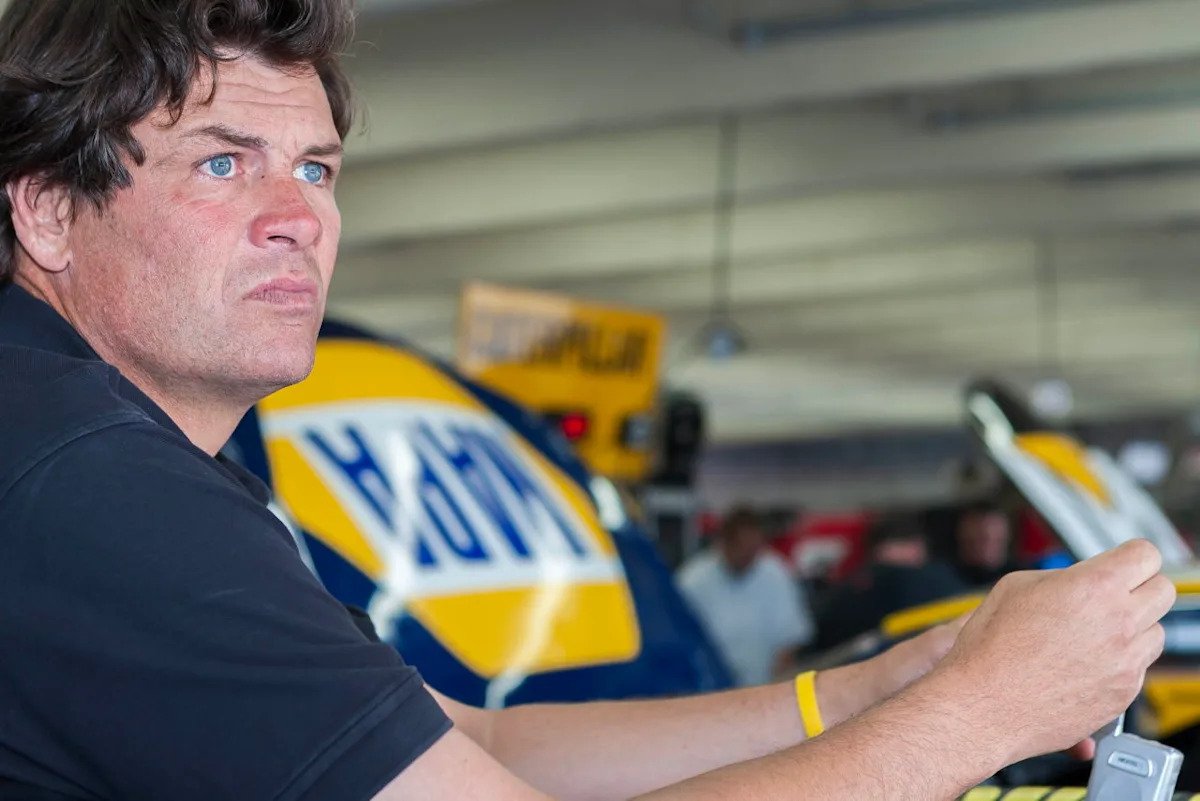 “They Had to Split Him Open”- Former Executive Sheds New Light on Michael Waltrip Racing’s Collapse After Spingate