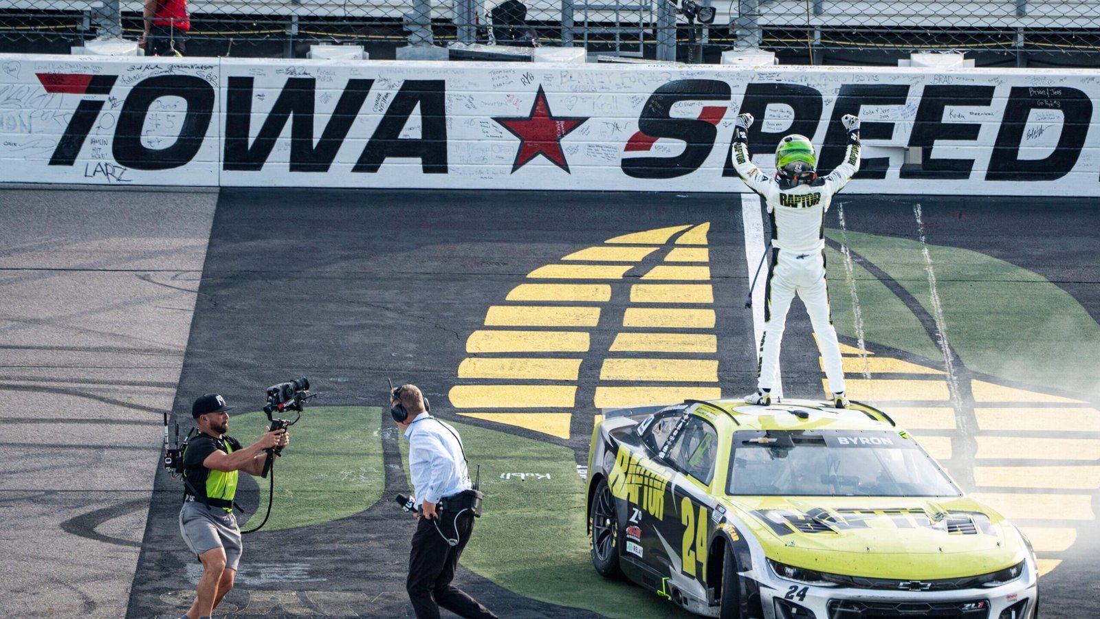 10 Facts Every NASCAR Fan Should Know About Iowa Speedway