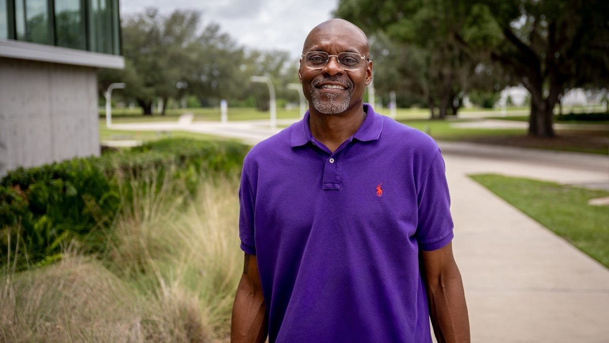 Polytechnic hires NBA champion as new basketball coach