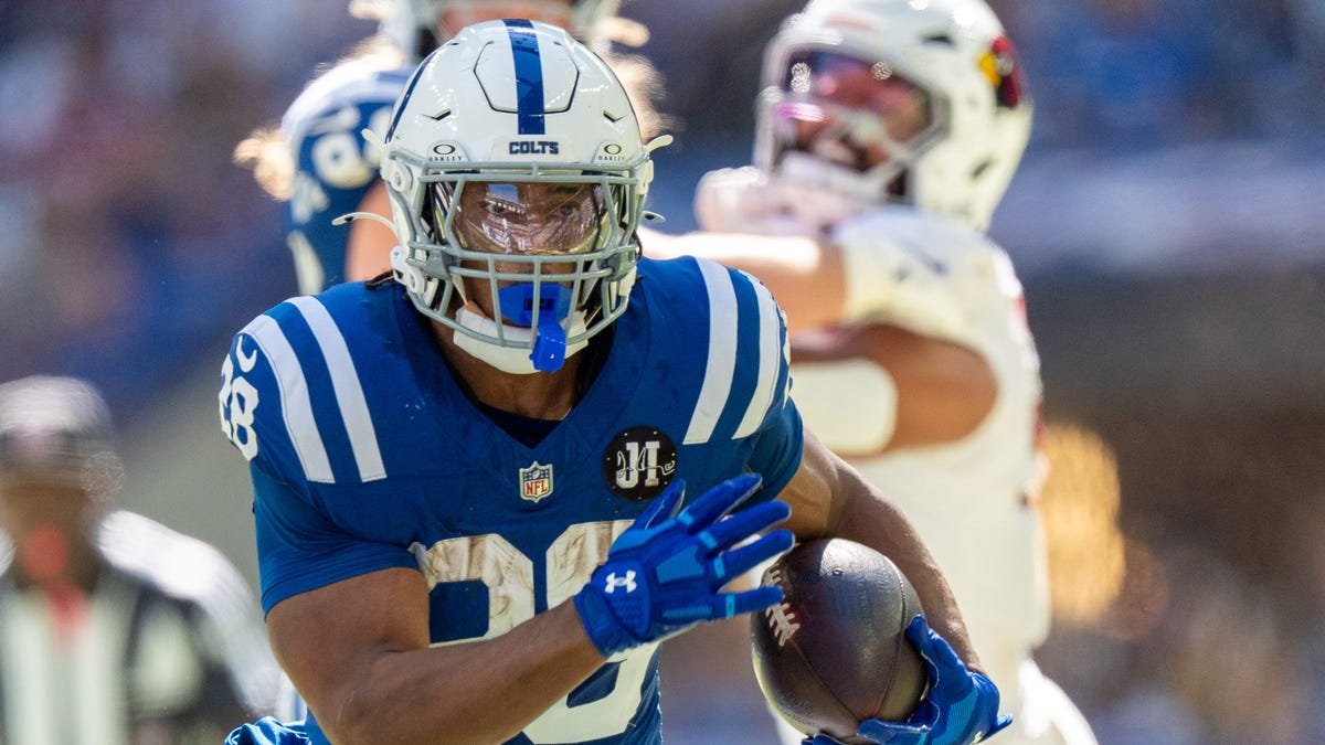 4 fantasy football regression candidates, including Jonathan Taylor