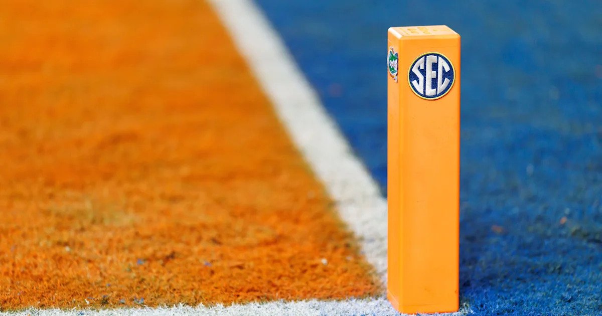 Broadcast details for Florida's homecoming game vs South Carolina