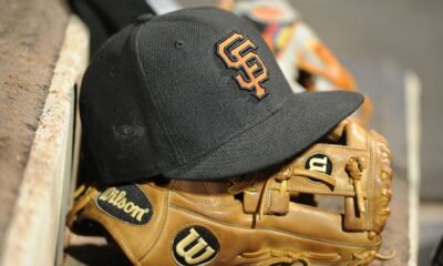 Giants end Dodgers' 3-year run with most injured list days